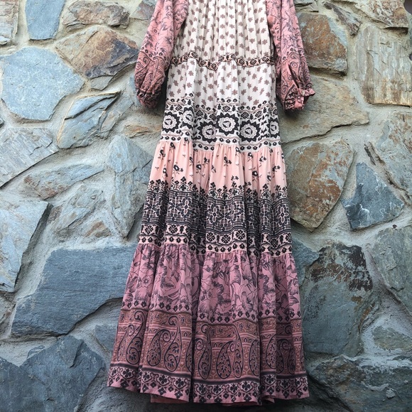 Spell Lion Heart Gown - Picture 10 of 14